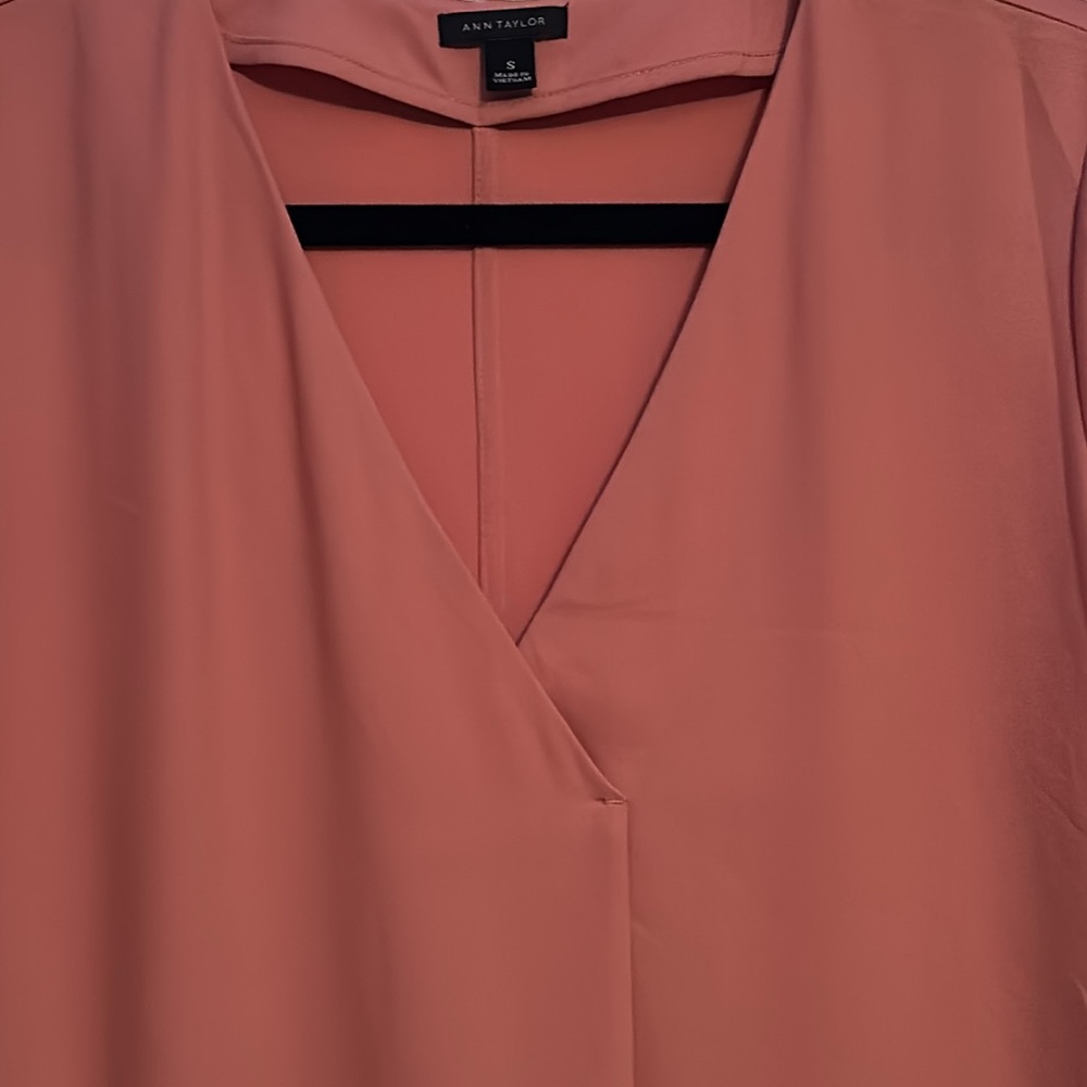 ANN Taylor Blouse - Size Small - Picture 4 of 8